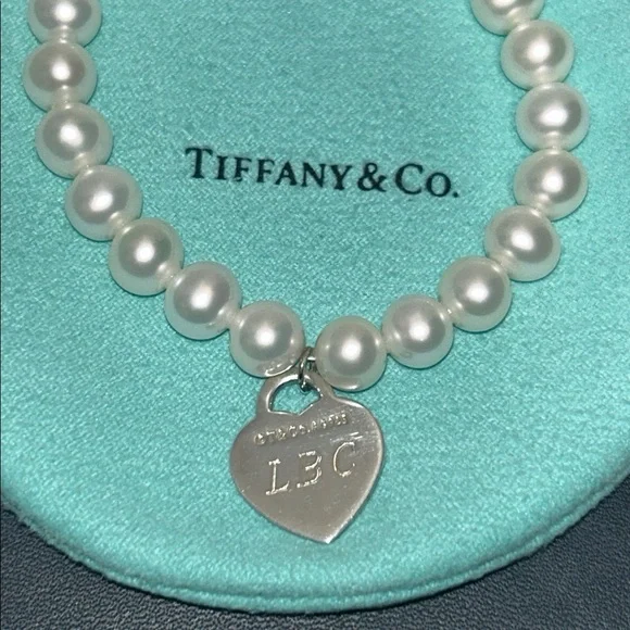 Tiffany & Co. Pearl Bracelet - Picture 3 of 5